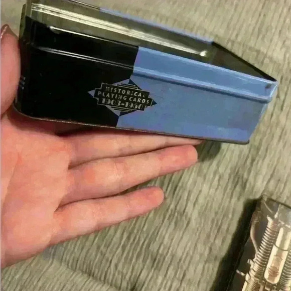 Vintage Harley Davidson card set with tin - Picture 7 of 7